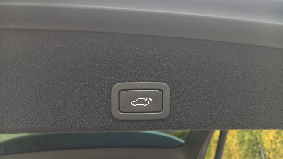 VOLVO XC60 -