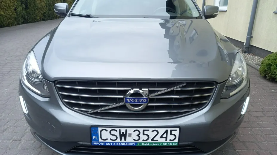 VOLVO XC60 -