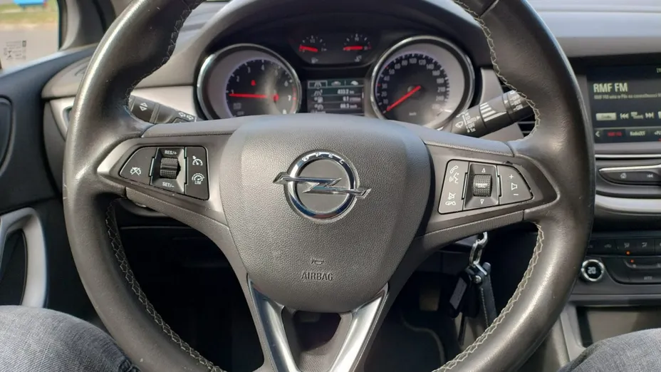 OPEL Astra -