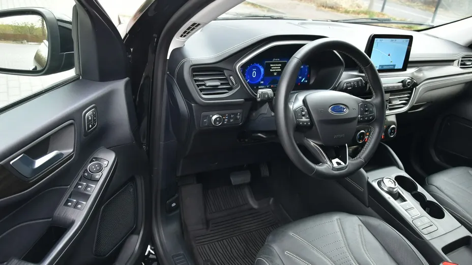 FORD Kuga -