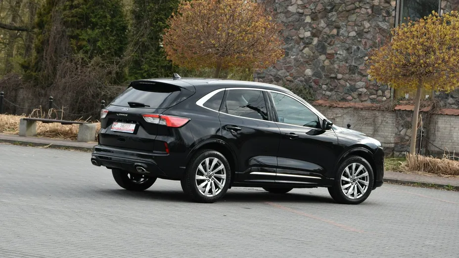 FORD Kuga -