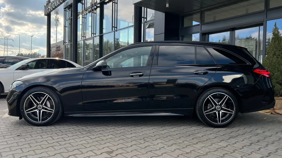 MERCEDES-BENZ C Klasa C 220 d mHEV 4-Matic AMG