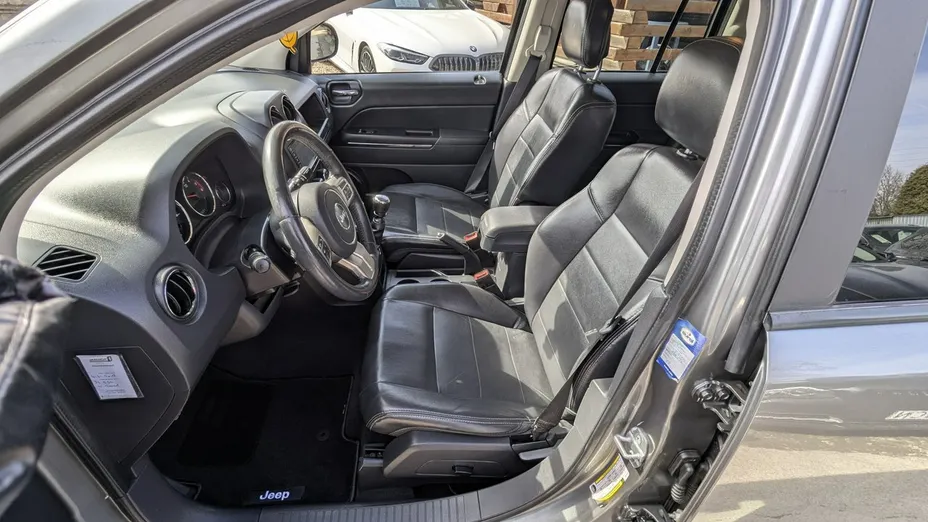 JEEP Compass -