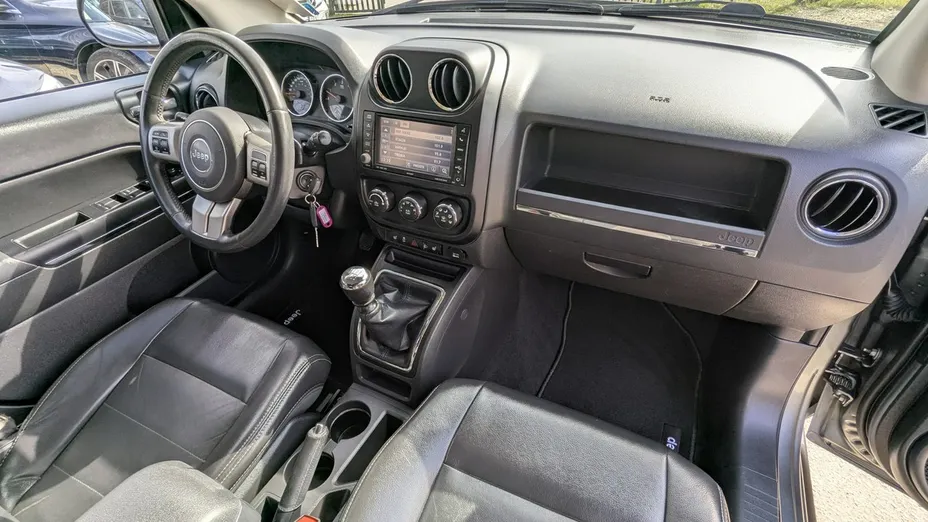 JEEP Compass -