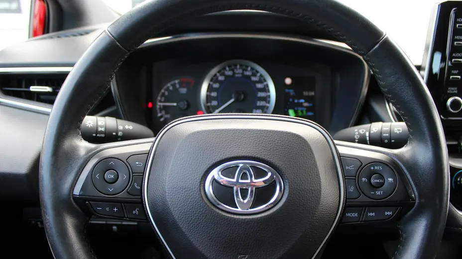 TOYOTA Corolla -