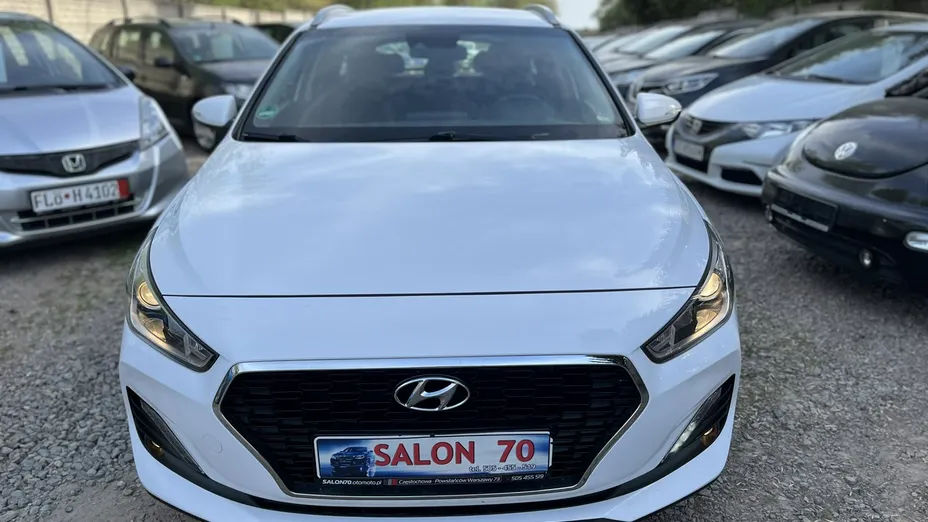 HYUNDAI i30 -