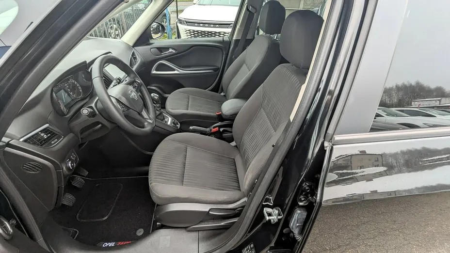 OPEL Zafira -