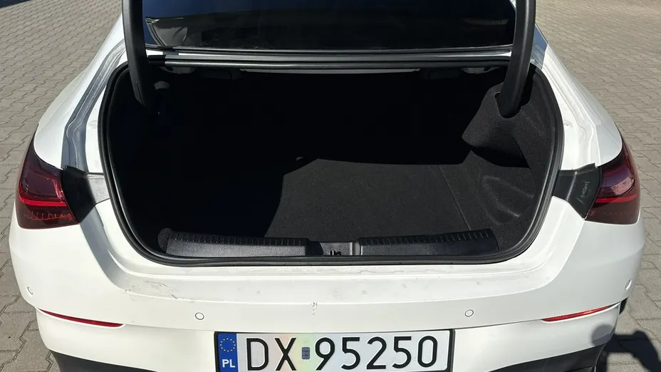 MERCEDES-BENZ CLA -