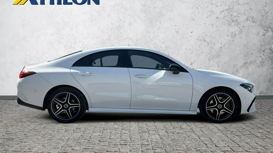 MERCEDES-BENZ CLA -