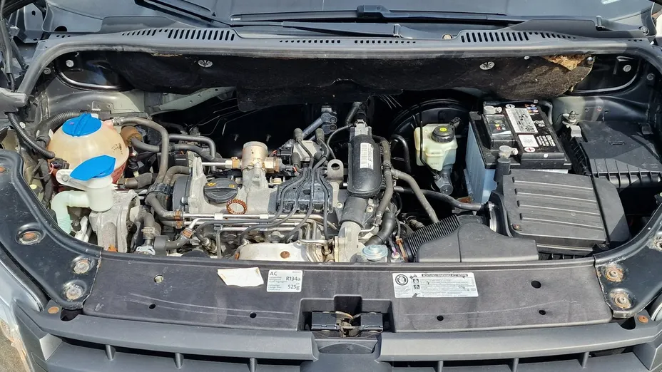 VOLKSWAGEN Caddy -