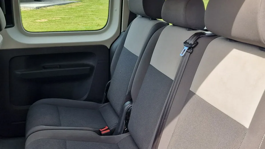 VOLKSWAGEN Caddy -