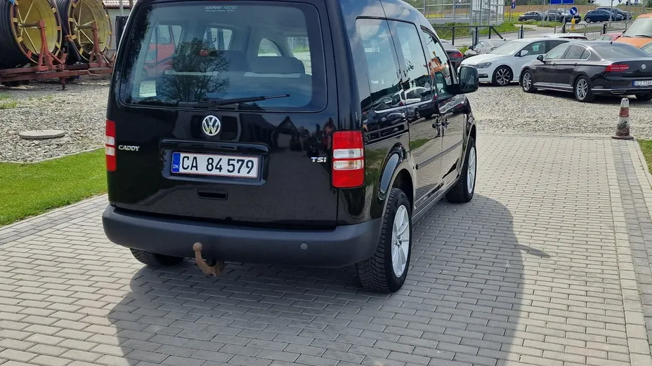 VOLKSWAGEN Caddy -