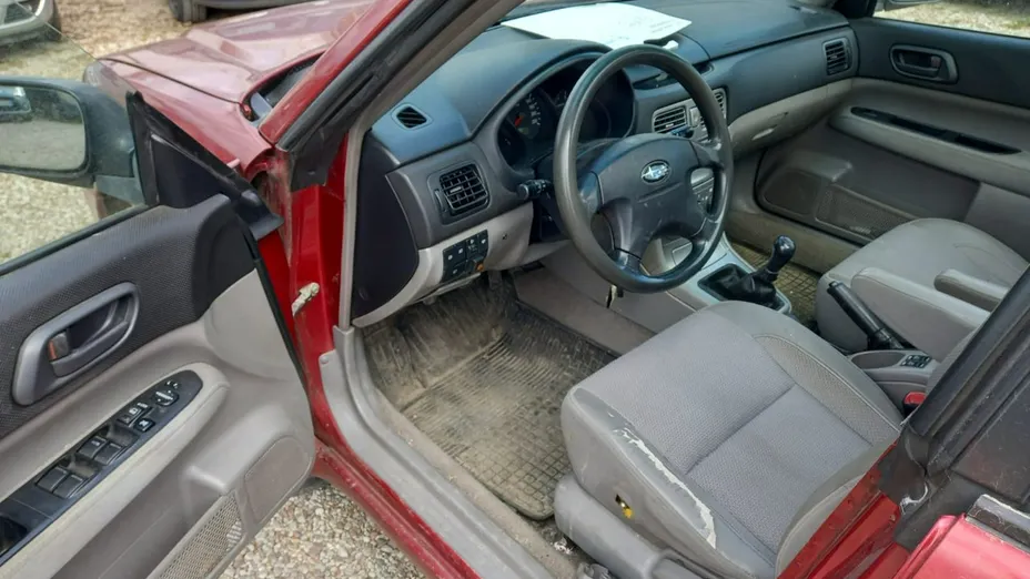 SUBARU Forester -