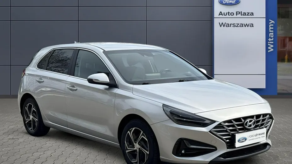 HYUNDAI i30 -