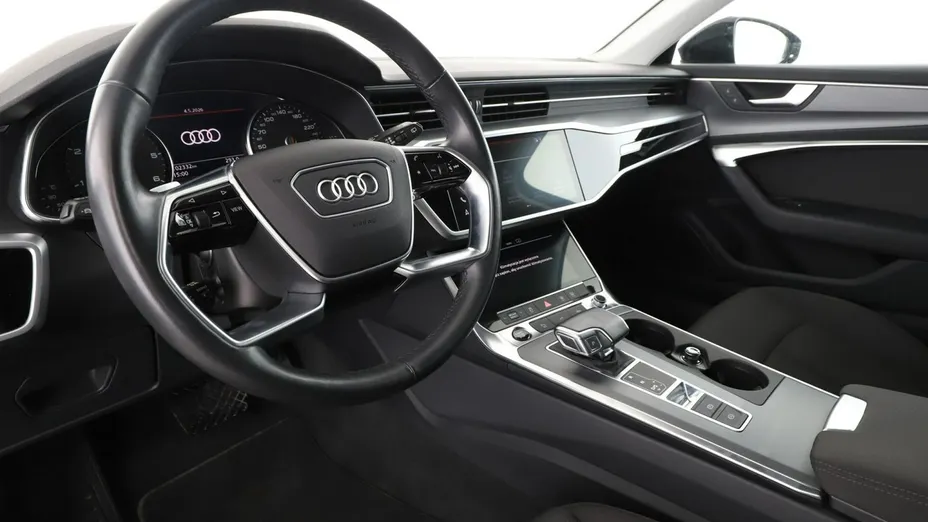 AUDI A6 -