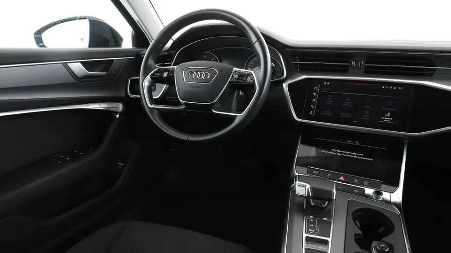 AUDI A6 -