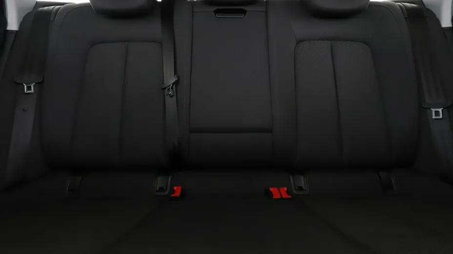 AUDI A6 -