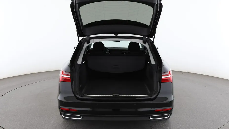 AUDI A6 -