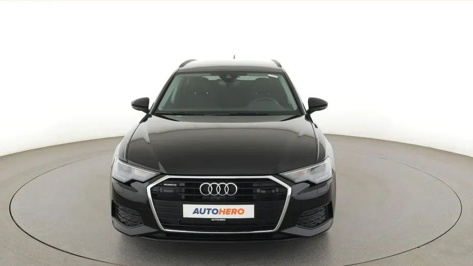AUDI A6 -