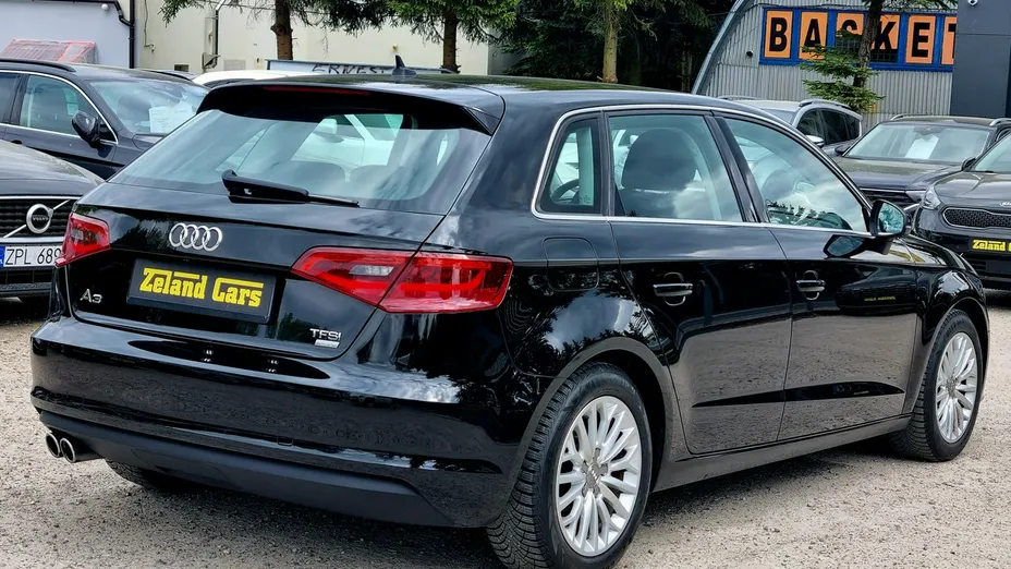 AUDI A3 Sportback -