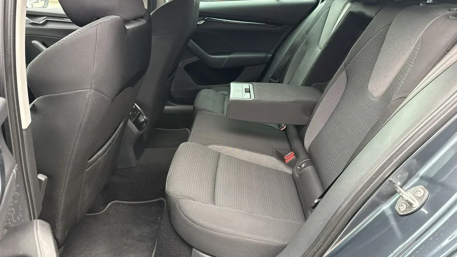 SKODA Octavia -