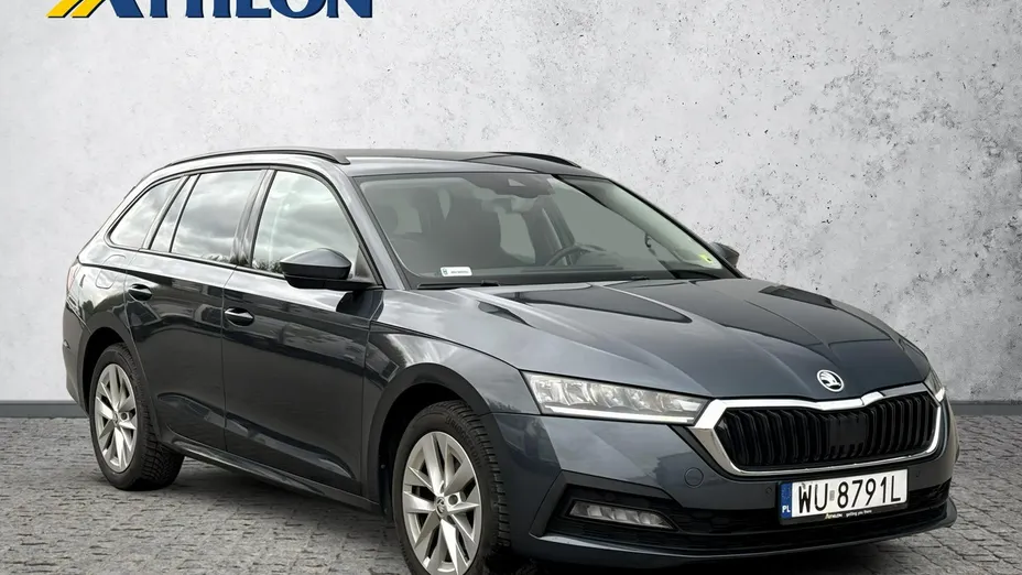 SKODA Octavia -