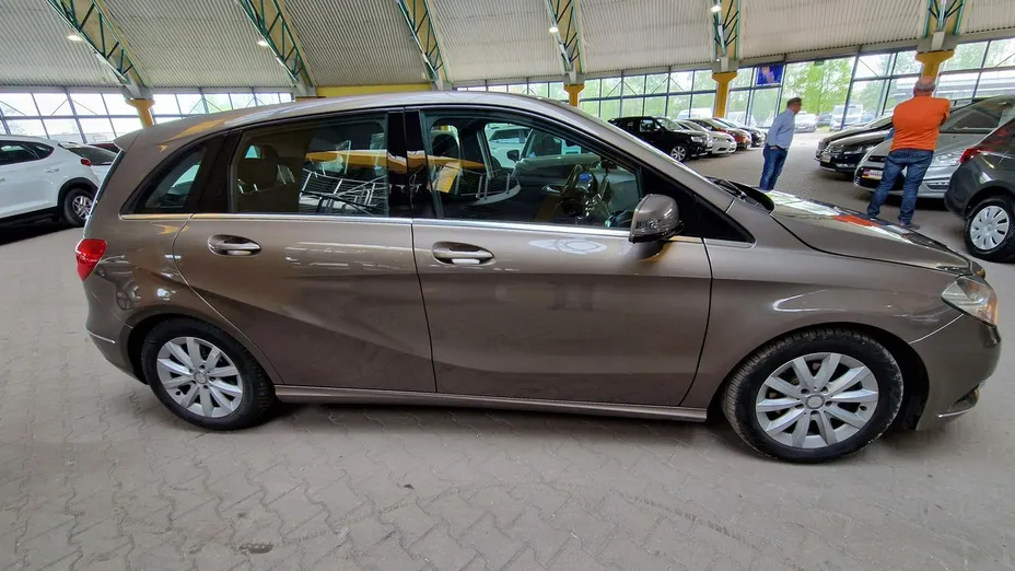 MERCEDES-BENZ B Klasa -