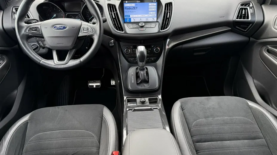 FORD Kuga -