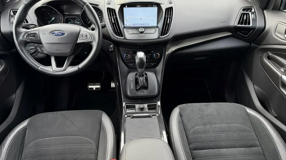 FORD Kuga -