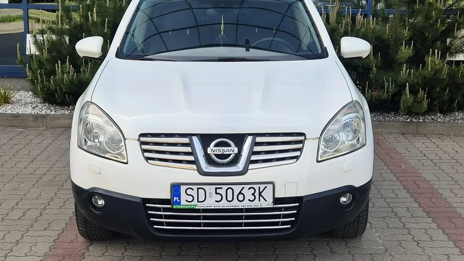NISSAN Qashqai -