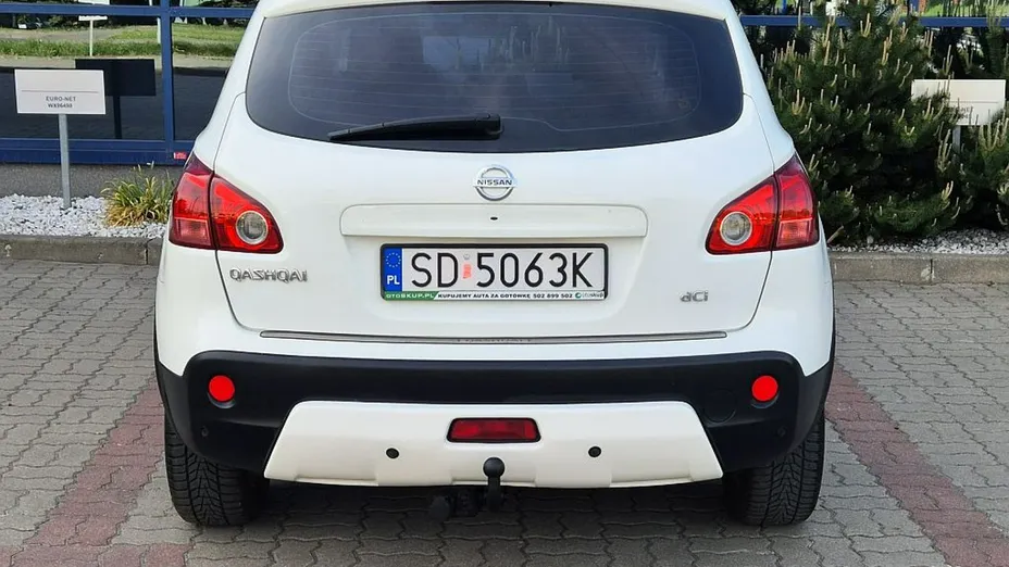 NISSAN Qashqai -