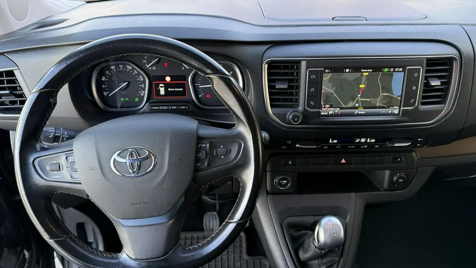TOYOTA Proace Verso -