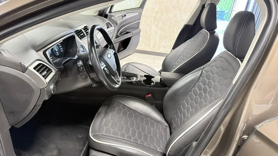 FORD Mondeo -