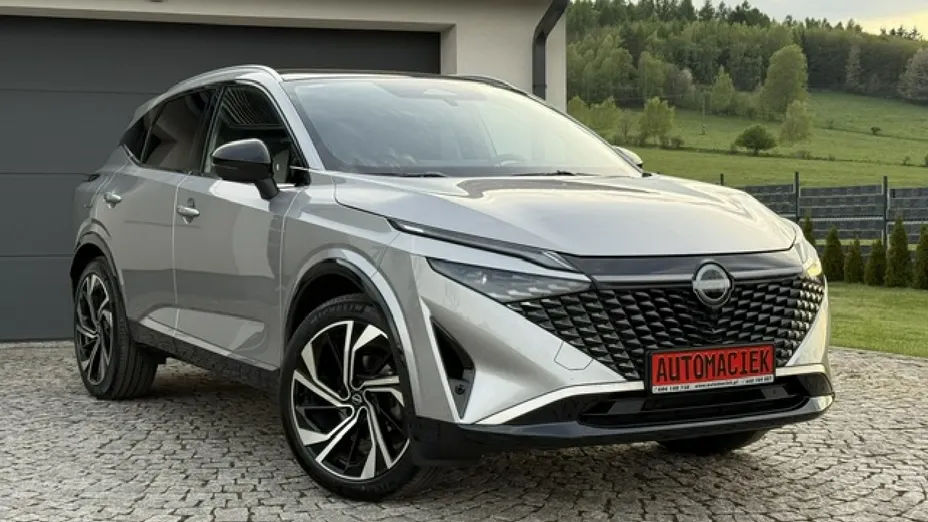 NISSAN Qashqai -