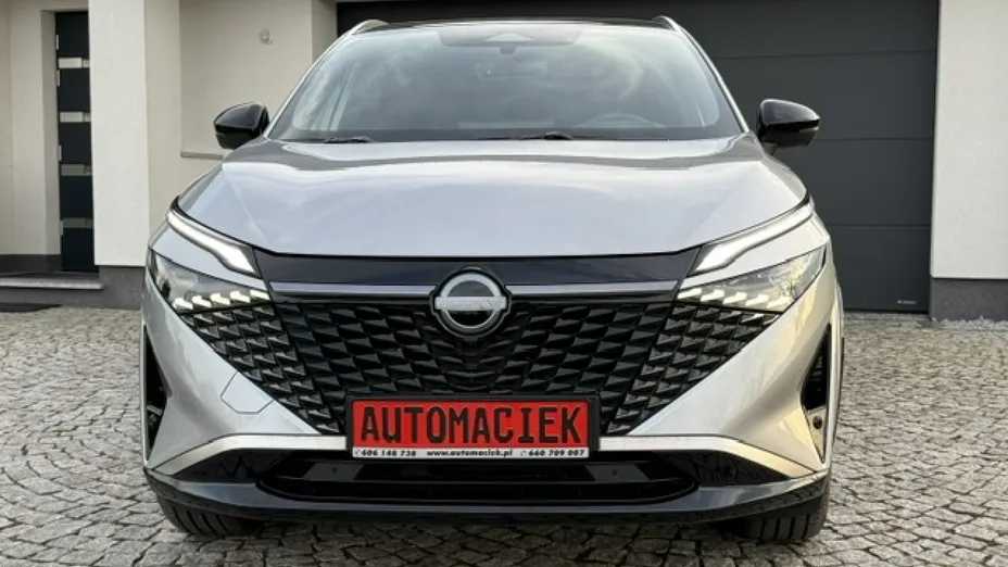NISSAN Qashqai -