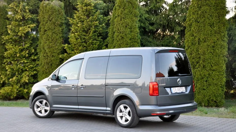 VOLKSWAGEN Caddy -