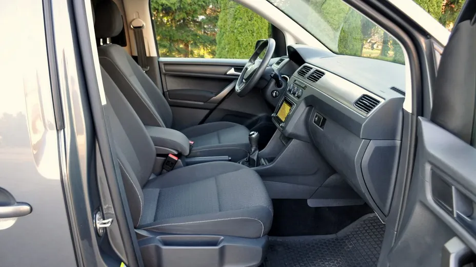 VOLKSWAGEN Caddy -