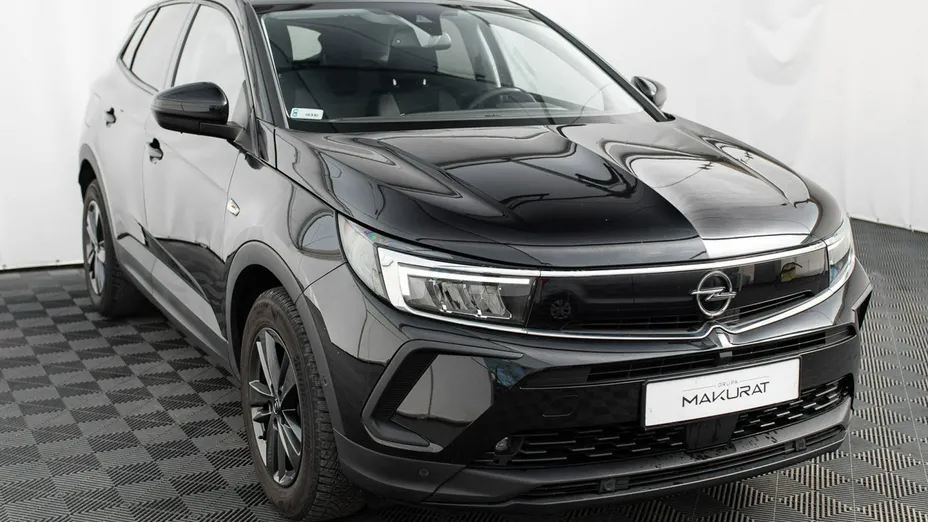 OPEL Grandland X -