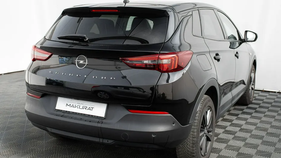 OPEL Grandland X -