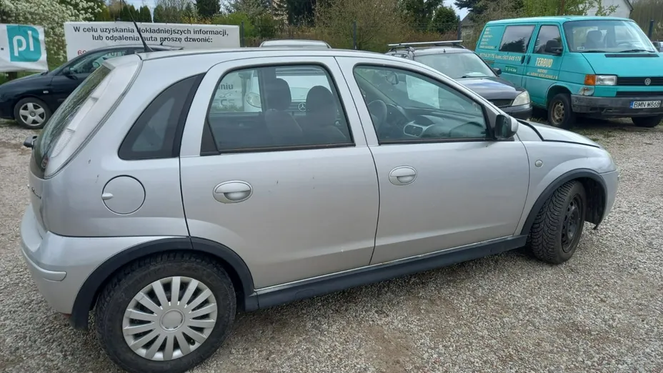 OPEL Corsa -