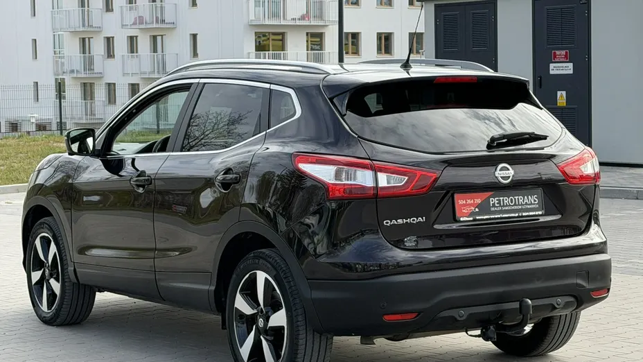 NISSAN Qashqai -