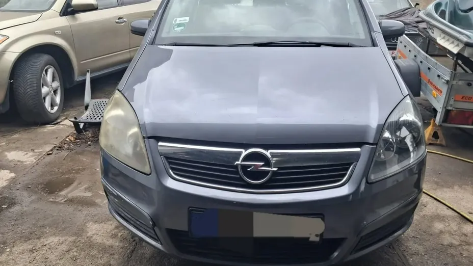 OPEL Zafira -