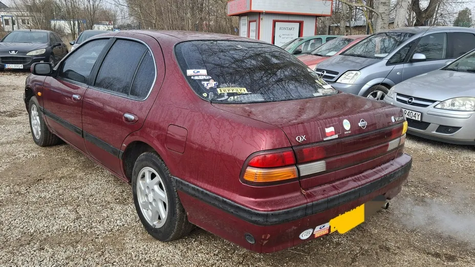 NISSAN Maxima -