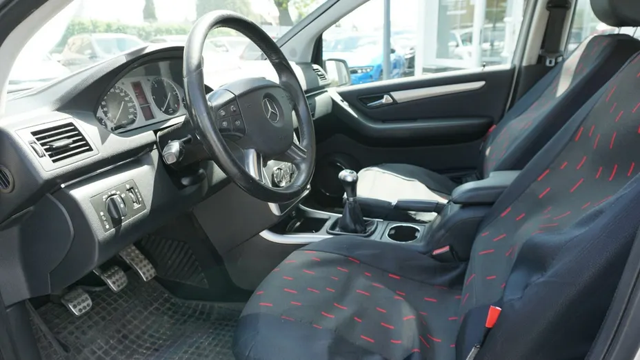 MERCEDES-BENZ B Klasa -