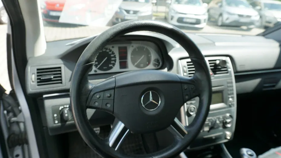 MERCEDES-BENZ B Klasa -