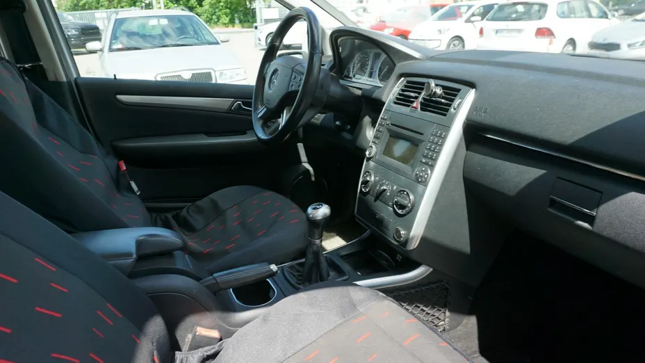 MERCEDES-BENZ B Klasa -