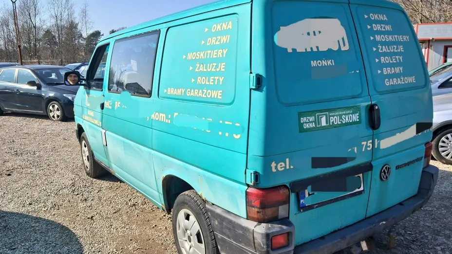 VOLKSWAGEN Transporter -