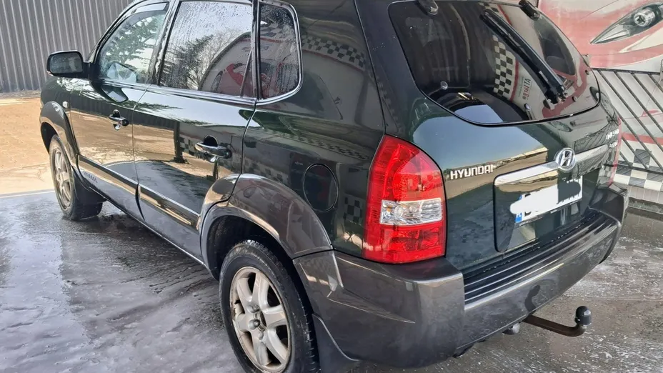 HYUNDAI Tucson -