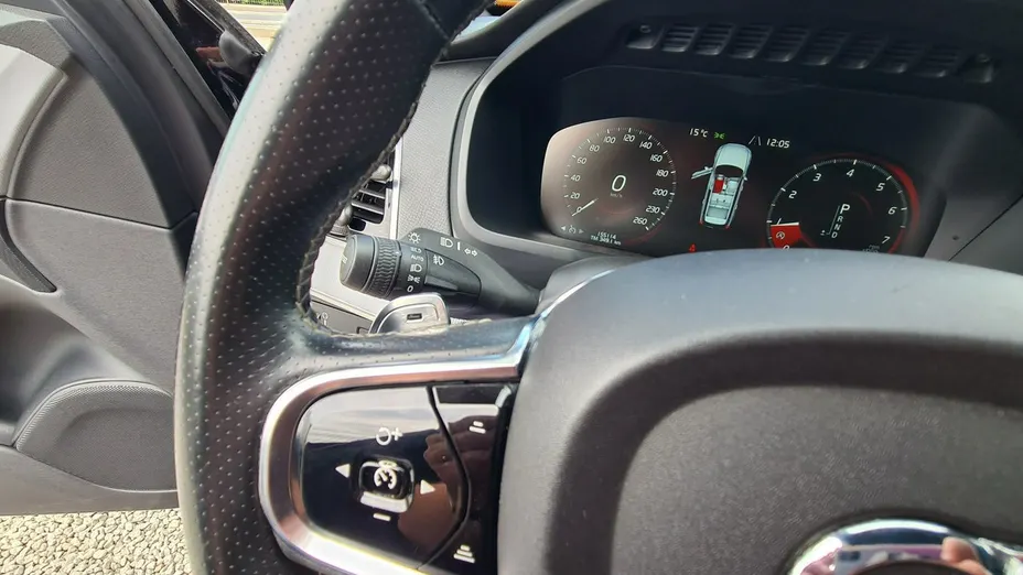VOLVO XC90 -