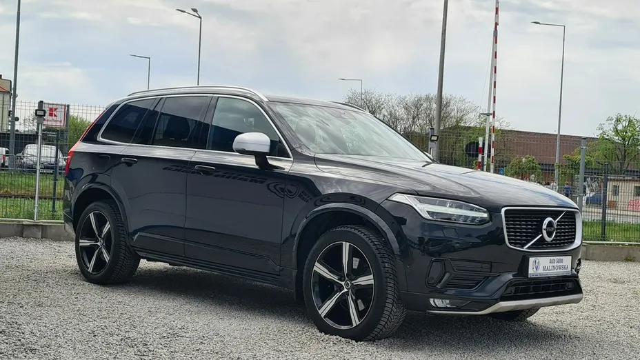VOLVO XC90 -